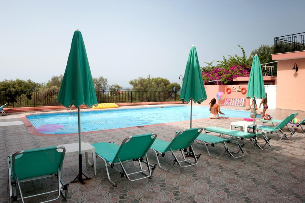 Paradise Studios Svoronata Buitenkant foto